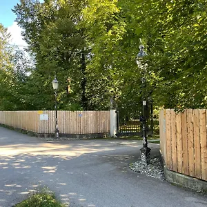  Bed & Breakfast Zollhaus Germania